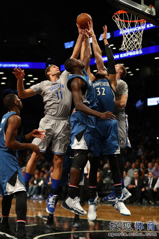 赛前速览：钻石联赛四强战明尼苏达森林狼对阵巴塞罗那，三大看点值得期待的简单介绍